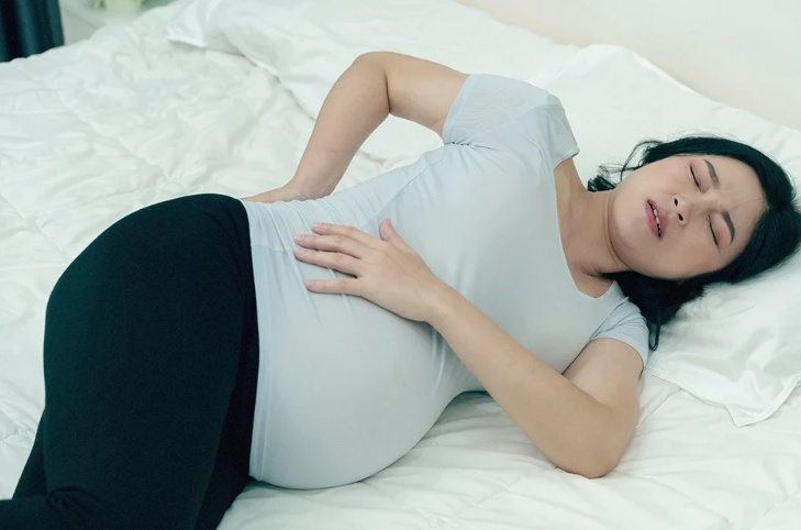 懷孕腰痛 | 懷孕腰痛原因、懷孕腰痛如何改善、懷孕腰痛怎麼辦、懷孕腰痛危險因素、懷孕腰痛注意事項