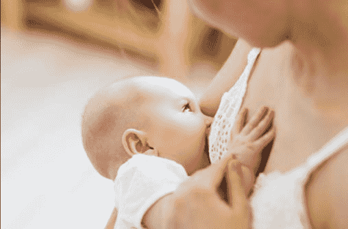 母乳哺育